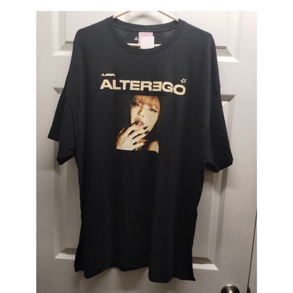 BLACKPINK - LISA Size 2X Official Merch Alter Ego Black KPOP Graphic Tee NWT - Picture 1 of 6